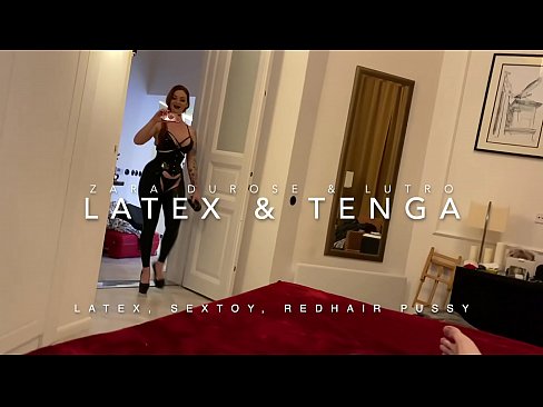 ❤️ Nwa nkịrịkọ na-acha uhie uhie yi uwe latex nke nnochi anya na anyị%ig.passionfeverspot.ru ❌❤